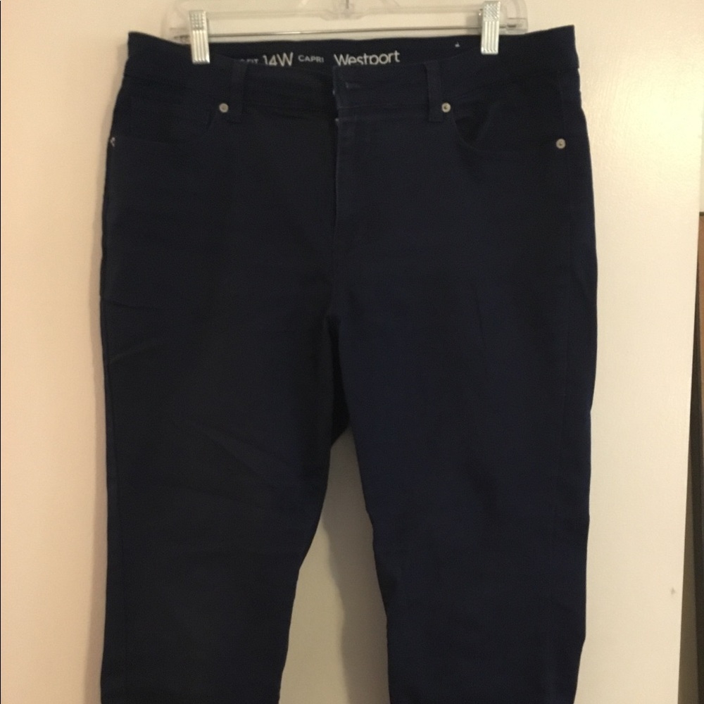 Capri pants